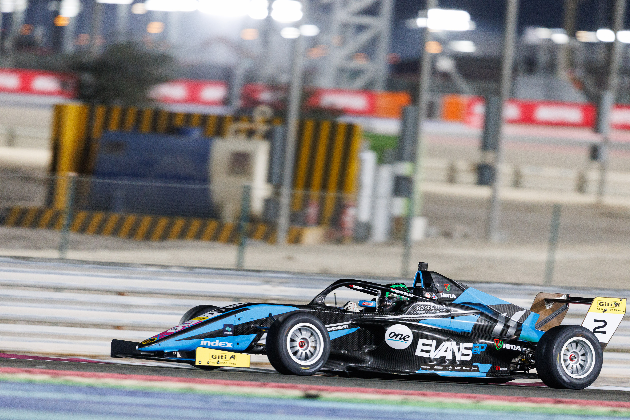 Molnár Martin Ferrarik, Porschék és Aston Martinok mellett zárta a közel-keleti F4-es bajnokságot