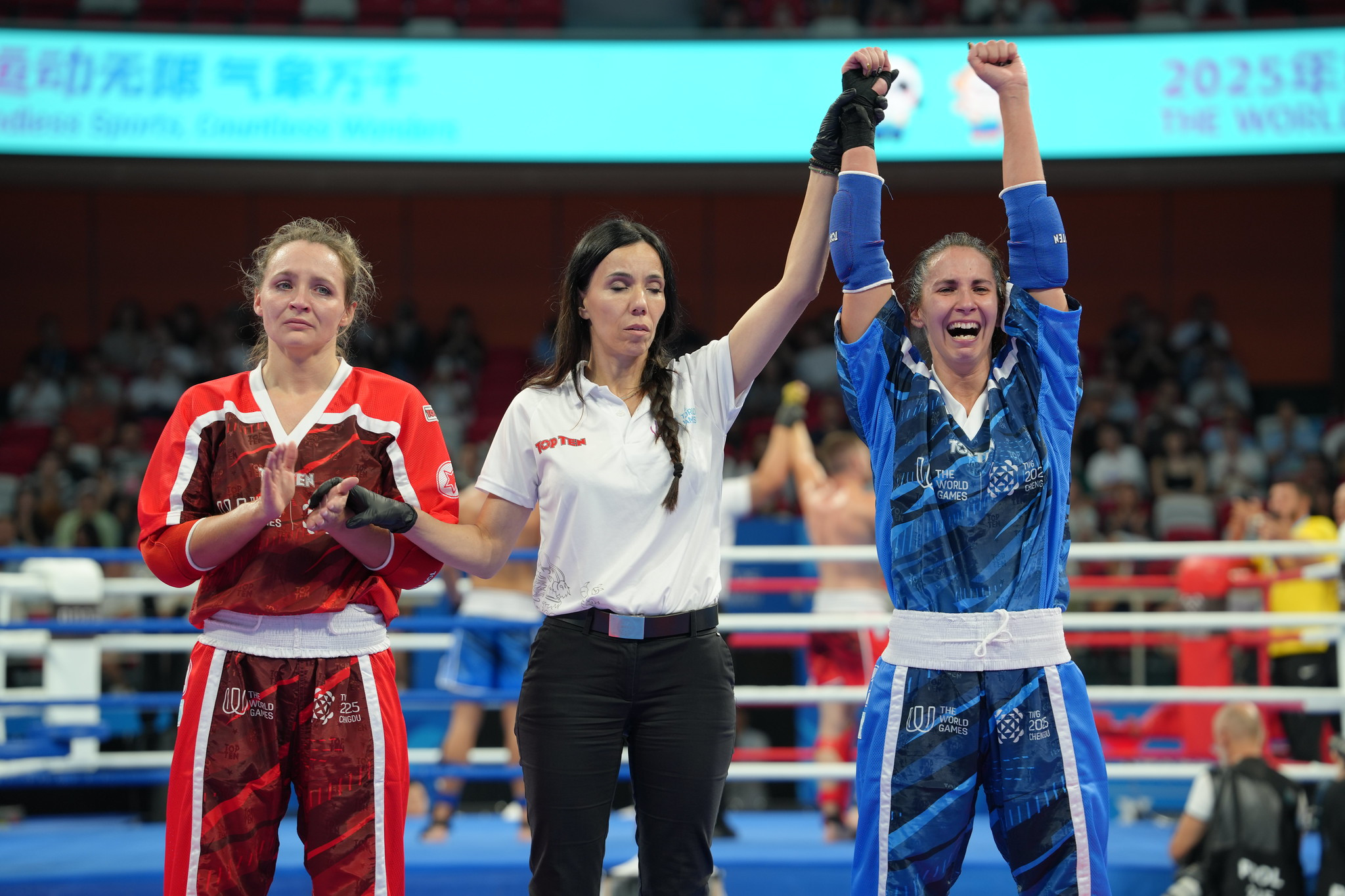 A segítség a kulcsszó a kick-boxos Busa Andrea számára