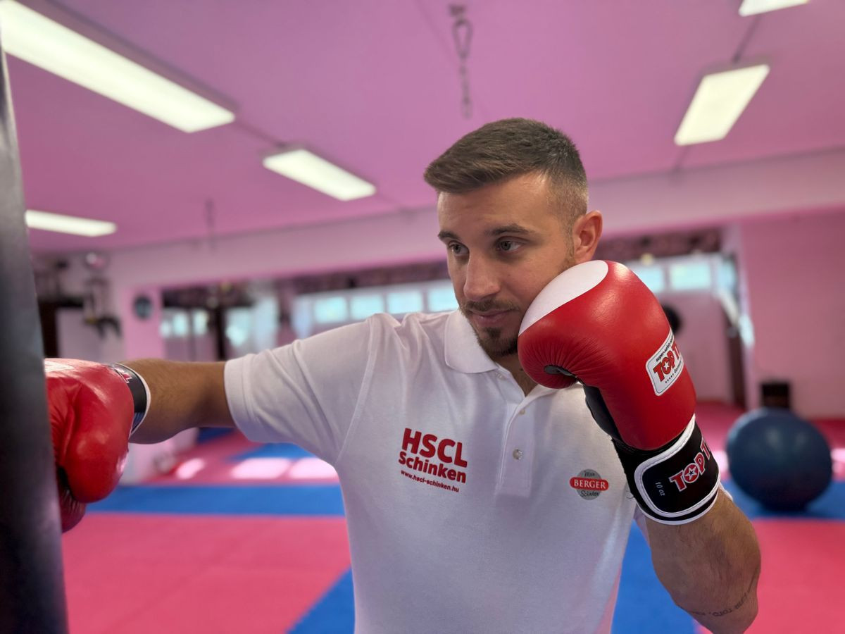 A szombathelyi Bárdosi Sándor profi kick-box címmeccset vív