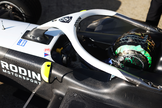 Molnár Martin szárnyalt Spában: a rekordbajnokot szorongatta a brit F3 tesztjén